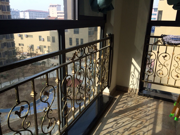 铁艺护栏