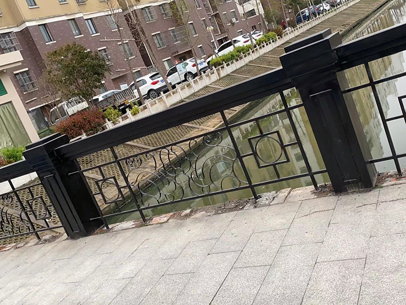 铁艺护栏